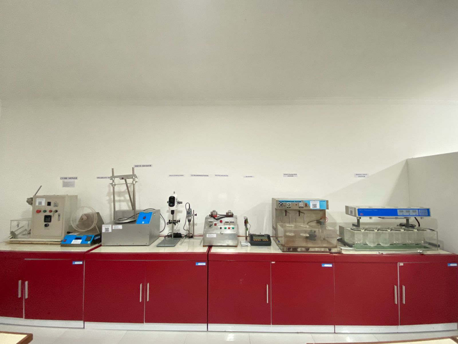 Formulasi & Teknologi Farmasi ruang-Antenatal-Care-ANC